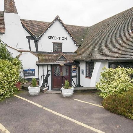 Roebuck Inn สตีเวนิจ ภายนอก รูปภาพ